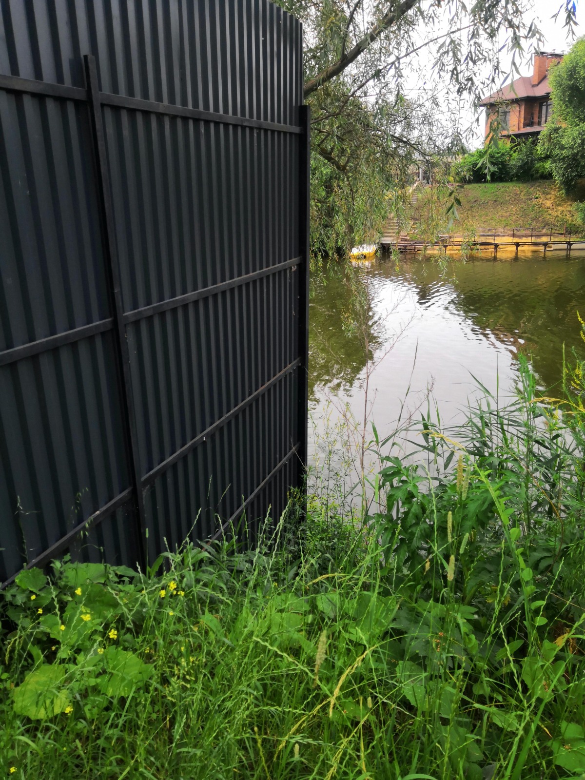 Росприроднадзор вынес предостережение собственникам земельного участка в Тамбове о недопустимости ограничения свободного доступа к водному объекту общего пользования