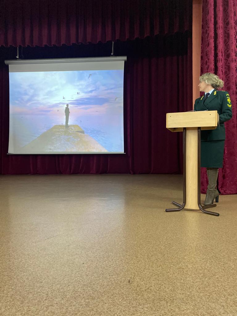 В Иркутске выпускников 2023 года пригласили участвовать в премии «Экология – дело каждого»