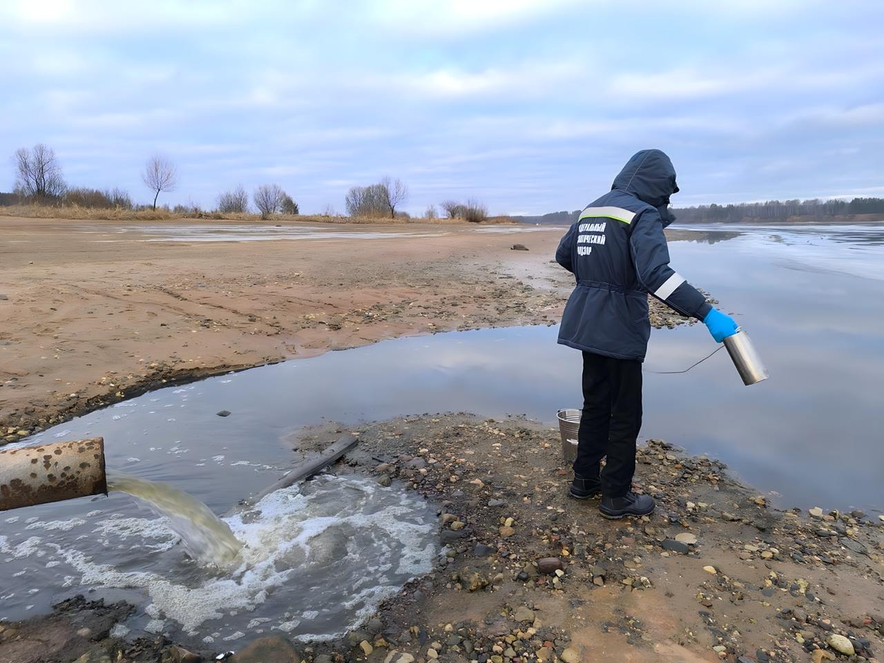 Служба внепланово проверила эксплуатацию очистных сооружений в городе Мышкине