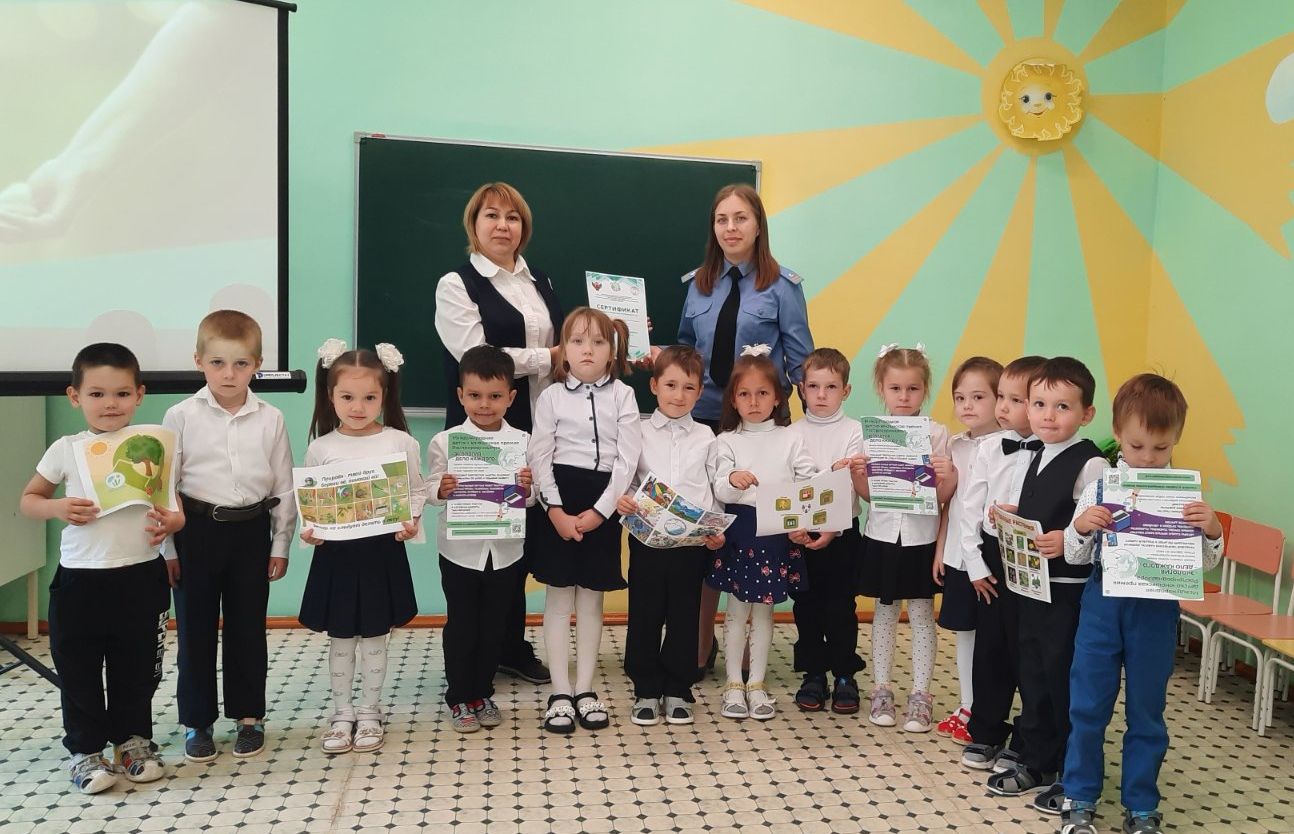 В детском саду № 15 г. Чебоксары прошел урок на тему "Друзья природы. Экология - дело каждого"