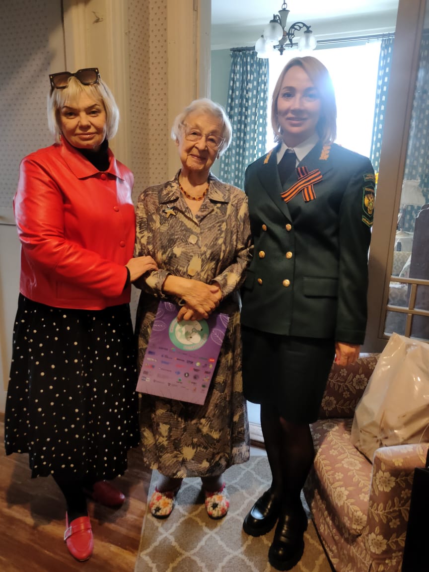 Приамурское межрегиональное управление Росприроднадзора приняло участие во всероссийской акции «Игрушка ветерану»