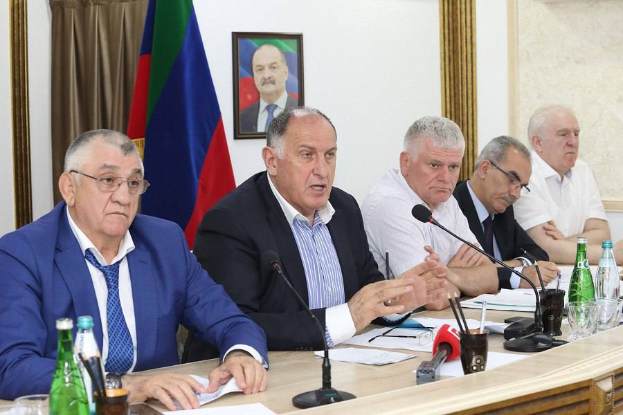 Сотрудники Северо-Кавказского управления Росприроднадзора приняли участие в выездном совещании в Республике Дагестан 