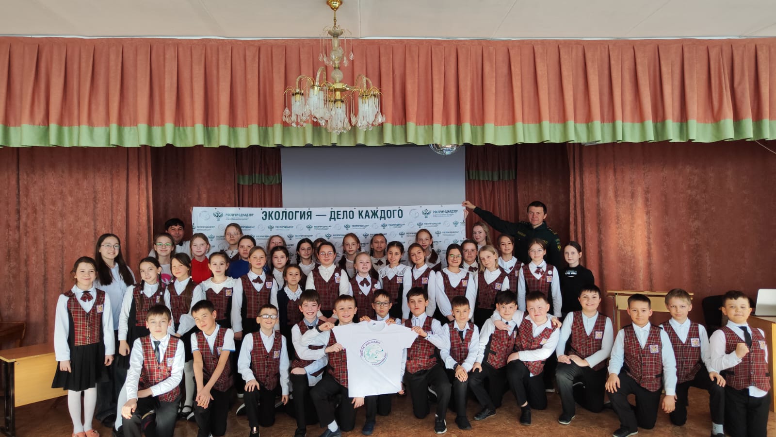 Ученики Прогимназии №64 г.Набережные Челны узнали о Премии «Экология – дело каждого»