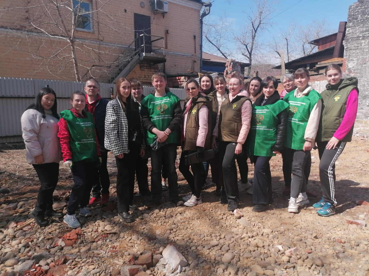 Сотрудники Росприроднадзора приняли участие в общегородском субботнике г. Иркутска