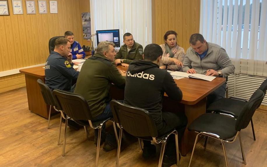 Руководитель Северного управления Росприроднадзора Александр Горних принял участие в учениях по ликвидации разливов нефти