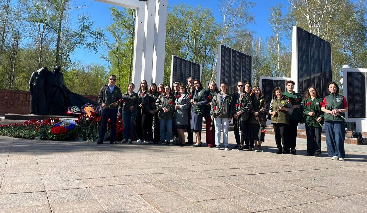 Сотрудники Северо-Уральского межрегионального управления Росприроднадзора почтили память павших воинов в годы Великой Отечественной Войны