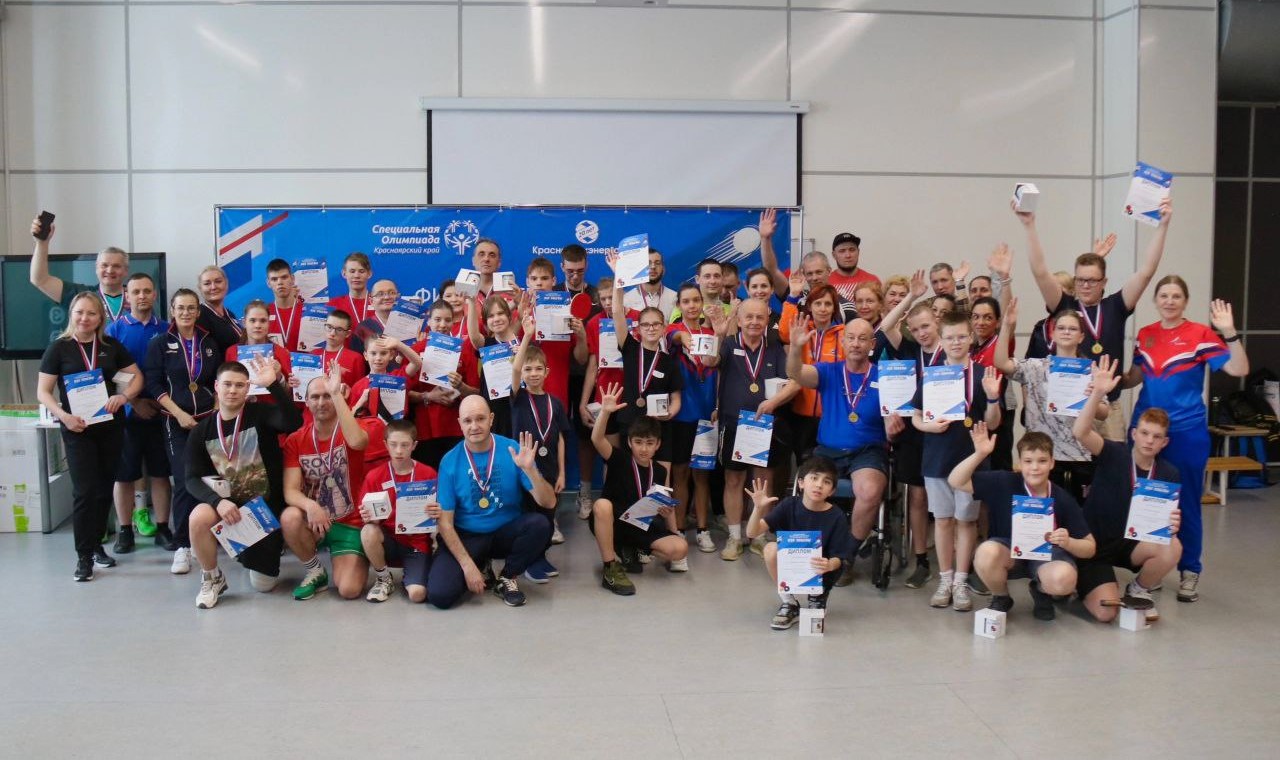 Сотрудники Енисейского управления Росприроднадзора приняли участие в турнире по настольному теннису