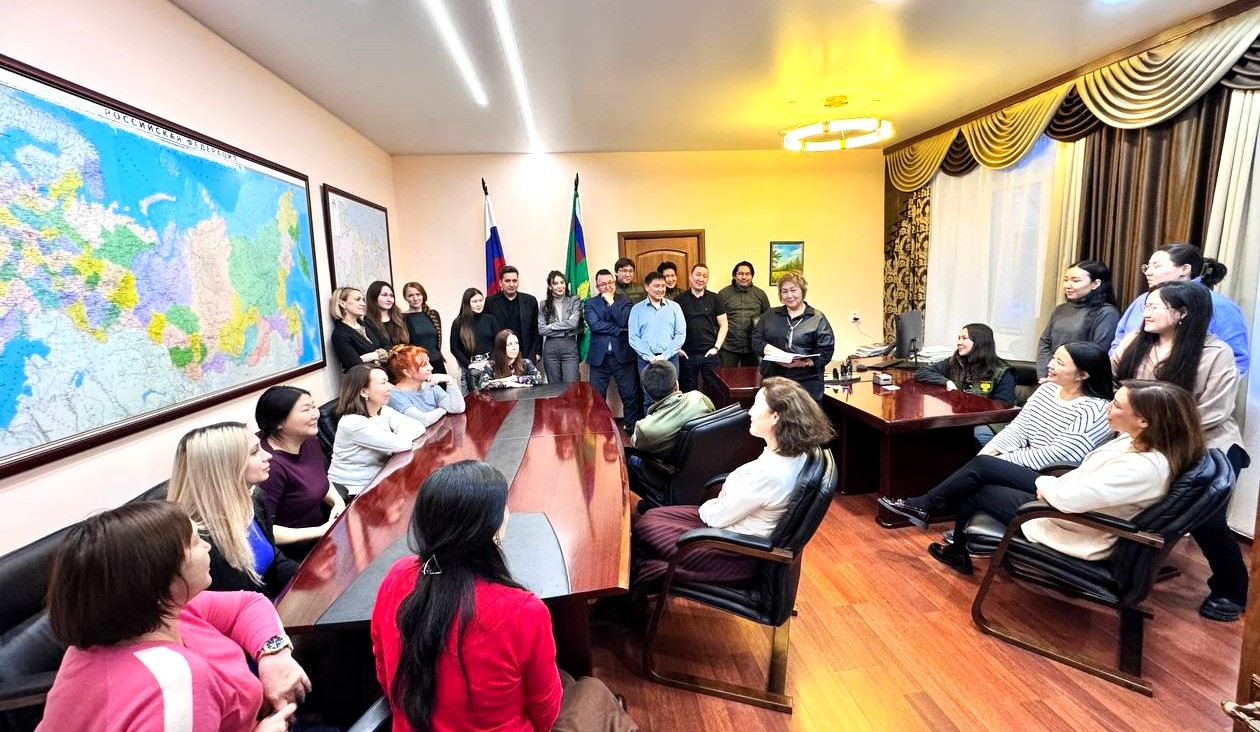 В Управлении Росприроднадзора проведено занятие по основам волонтерской деятельности