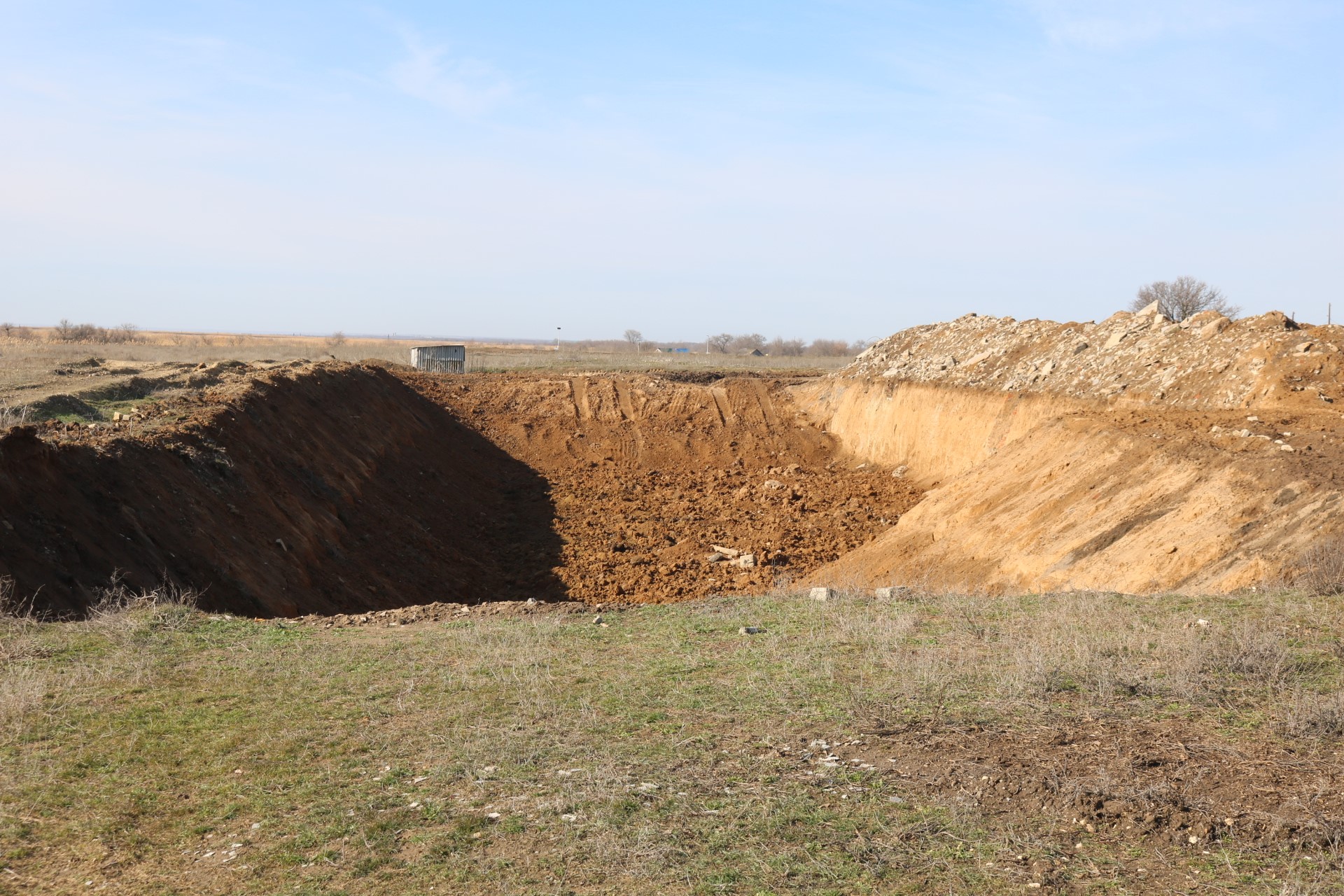 По материалам Росприроднадзора в Волгоградской области взыскан вред за самовольное пользование недрами и загрязнение почв в размере 2,3 млн рублей