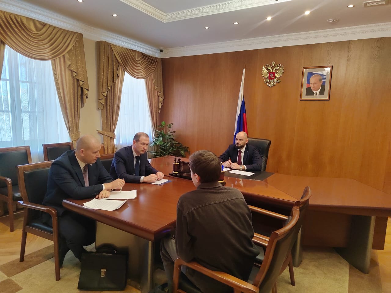 Руководитель Уральского управления Росприроднадзора провел личный прием граждан