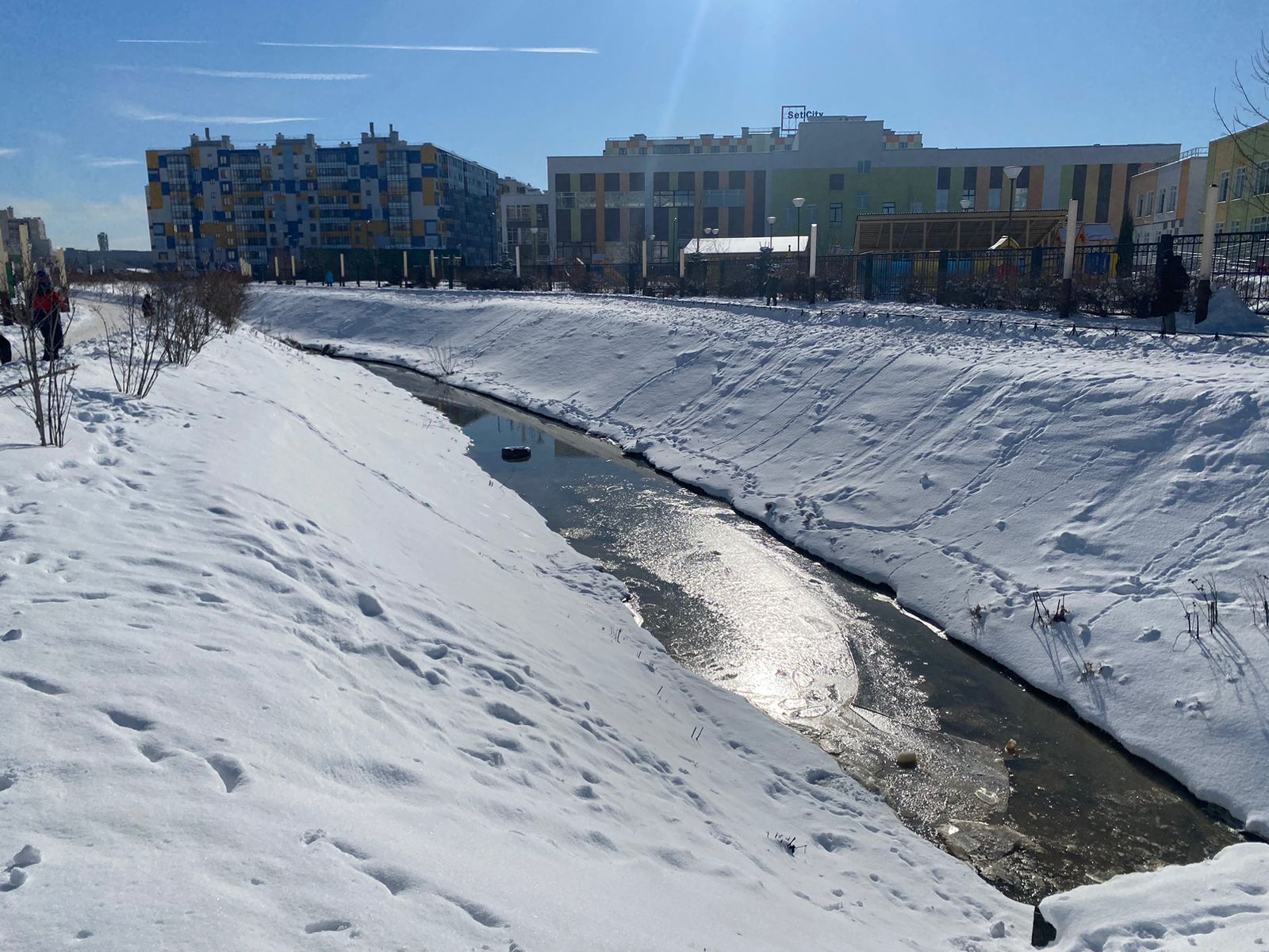 СЗМУ Росприроднадзора рассмотрело обращения граждан по факту возможного загрязнения ручья в г. Кудрово Ленинградской области