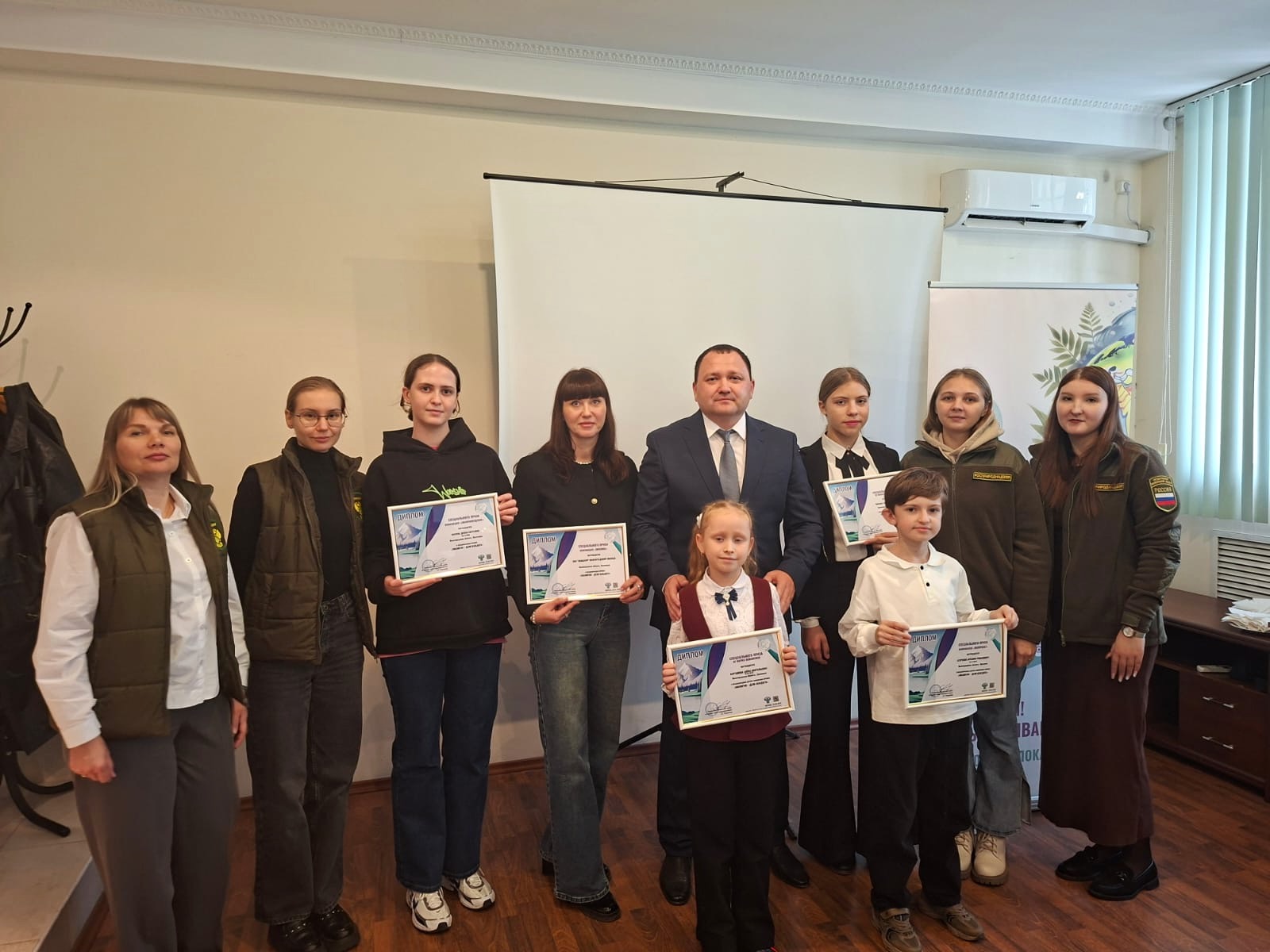 В Нижне-Волжском межрегиональном управлении Росприроднадзора прошло награждение призеров премии «Экология — дело каждого»