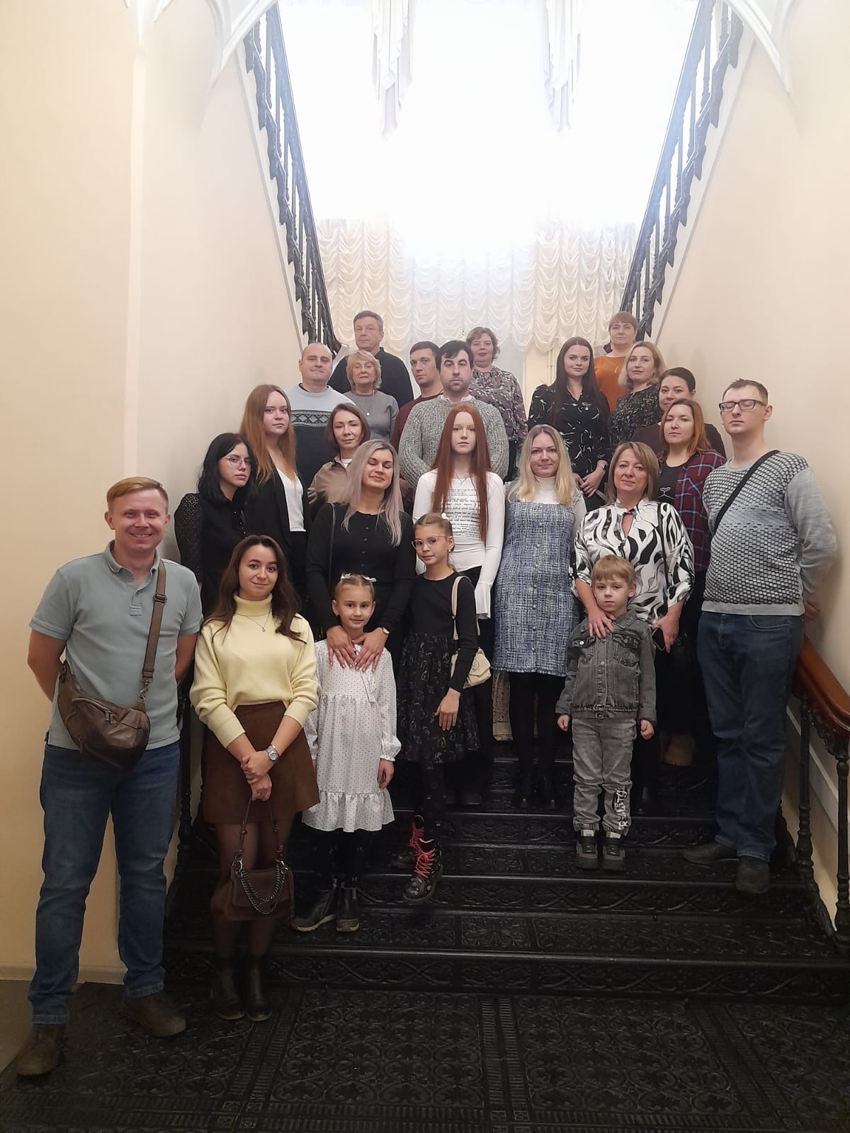 В преддверии Дня народного единства сотрудники Приокского межрегионального управления Росприроднадзора посетили с экскурсией Дом дворянского собрания в г. Тула