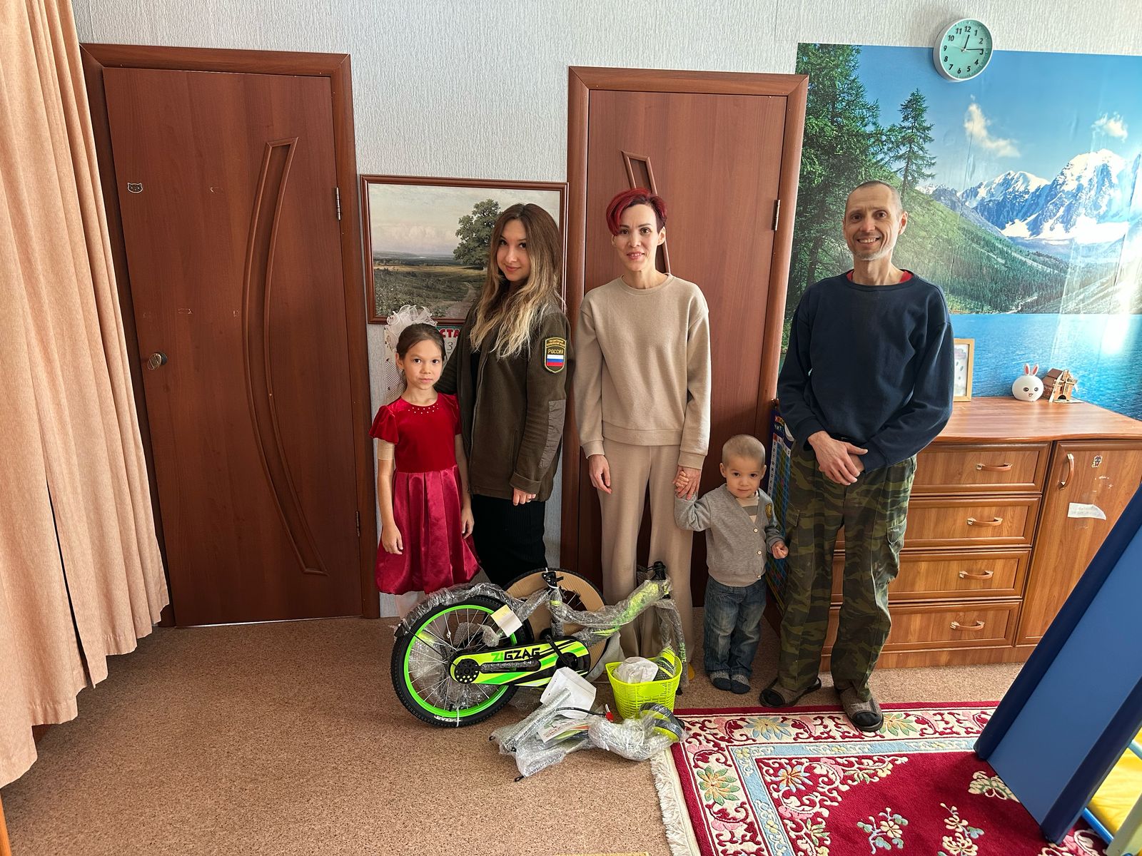 Сотрудники Южно-Уральского межрегионального управления Росприроднадзора приняли участие во Всероссийской акции Елка желаний