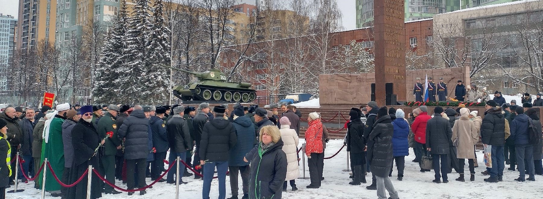 В Перми сотрудники Росприроднадзора отметили День народного подвига по формированию Уральского добровольческого танкового корпуса в годы Великой Отечественной войны