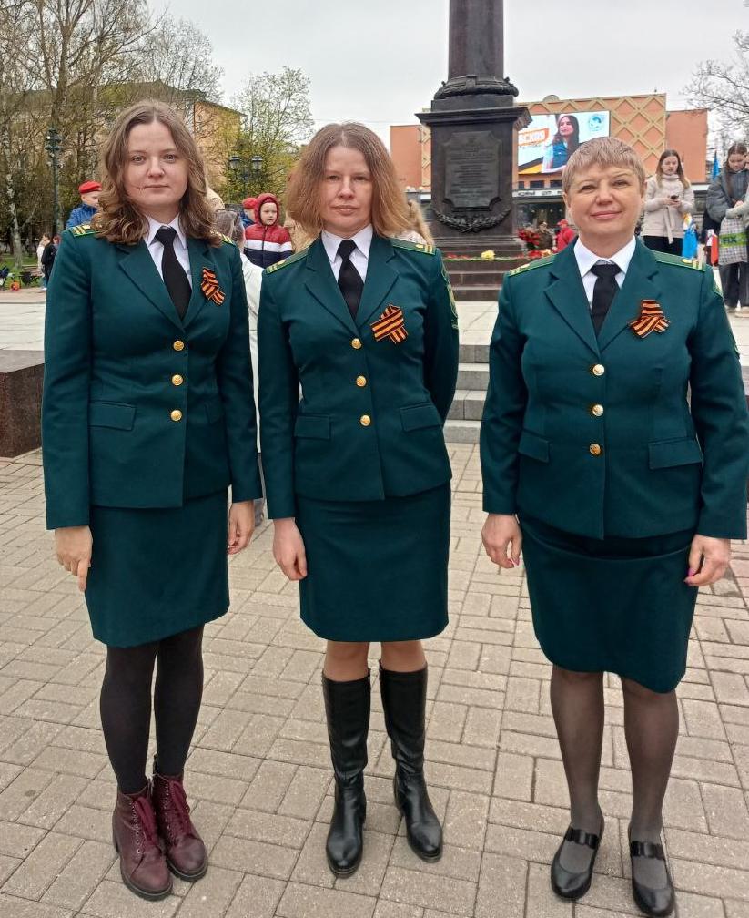 Сотрудники СЗМУ Росприроднадзора в Великом Новгороде приняли участие в торжественном открытии Всероссийской акции «Георгиевская лента»