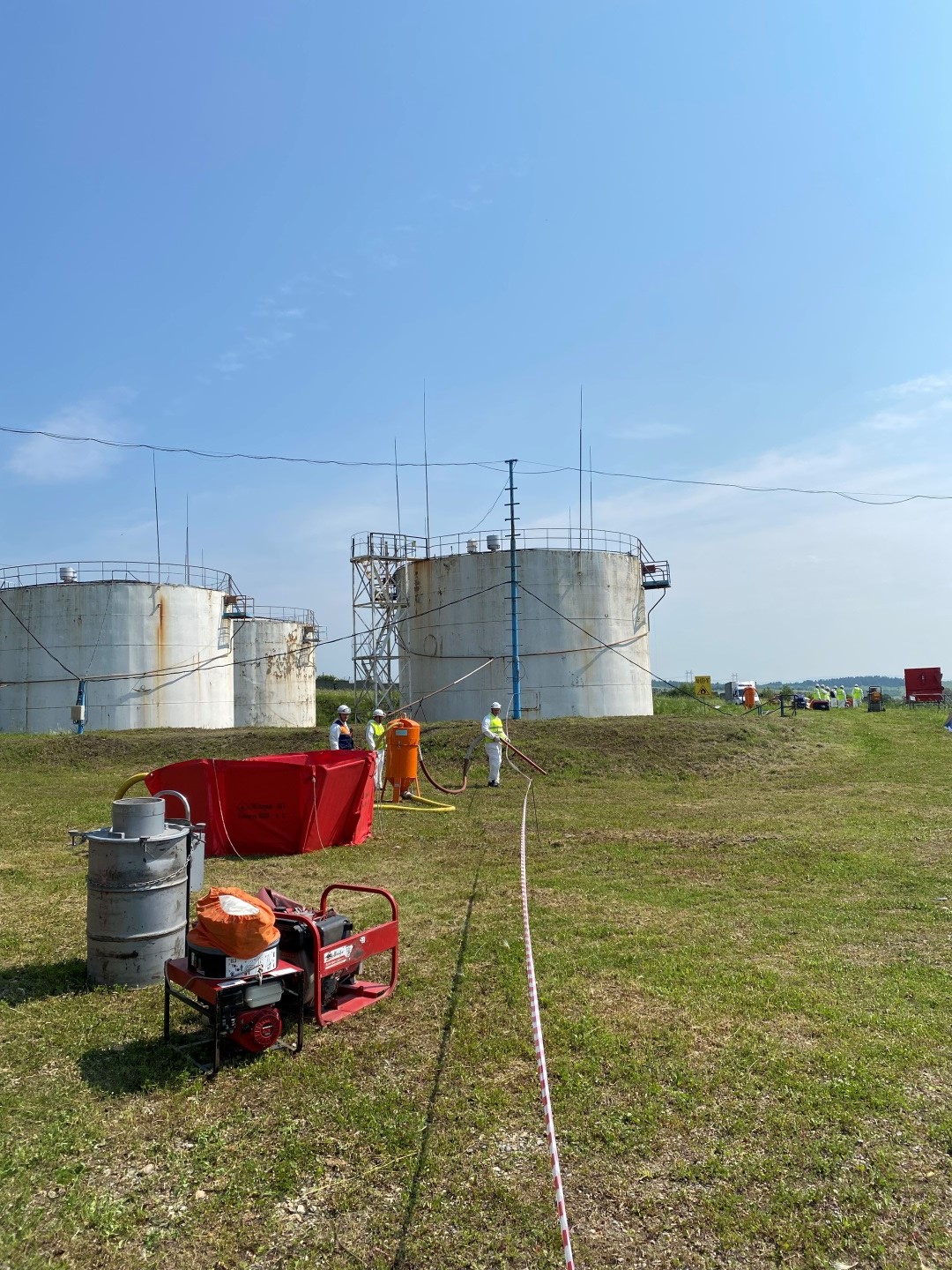 Росприроднадзор принял участие в комплексном учении по подтверждению готовности  ООО «Чеховские нефтепродукты» к действиям по локализации и ликвидации максимального расчетного объема разлива нефти и нефтепродуктов