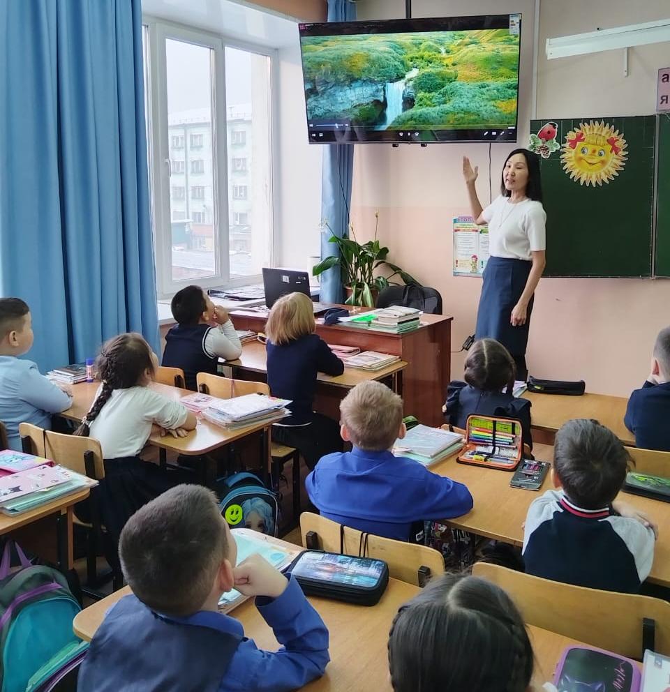 В Кызыле сотрудники Росприроднадзора провели экологический урок