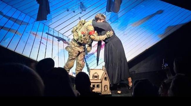 Сотрудники Северного управления Росприроднадзора посетили спектакль про жизнь бойца специальной военной операции