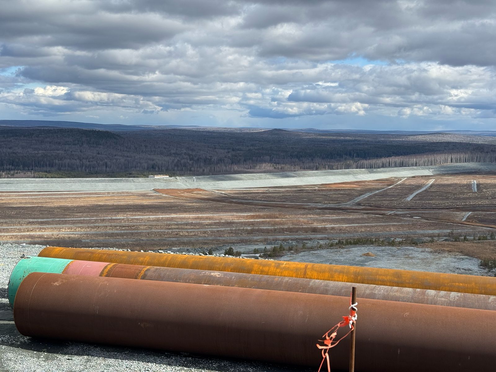 Инспекторы Уральского управления завершили внеплановую проверку на АО «ЕВРАЗ КГОК»