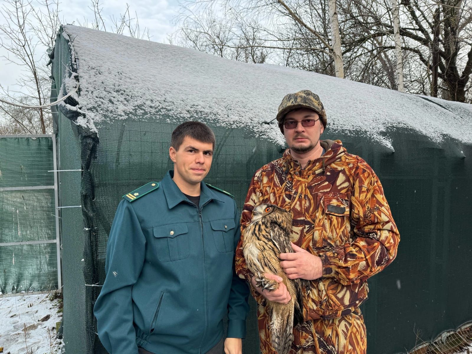 В Тамбовской области сотрудники Росприроднадзора проинспектировали условия временного содержания раненого краснокнижного филина 