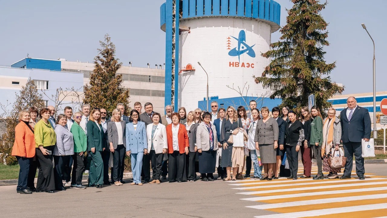 Сотрудники Росприроднадзора приняли участие в круглом столе «Экологическая культура и современные эковызовы», организованном Нововоронежской АЭС