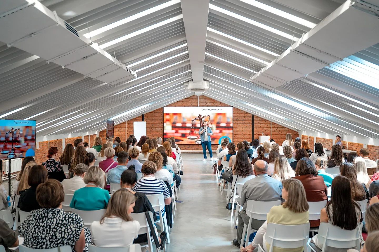 Сотрудники Центрально-Черноземного управления Росприроднадзора приняли участие в образовательной программе «Ключевые компетенции в работе с персоналом»