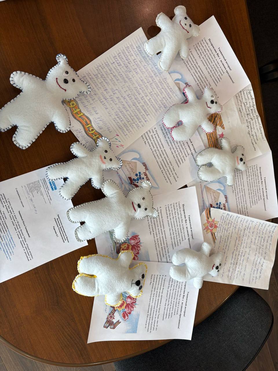 Юные ярославцы и тверичи своими руками сделали подарки ветеранам Великой Отечественной войны 