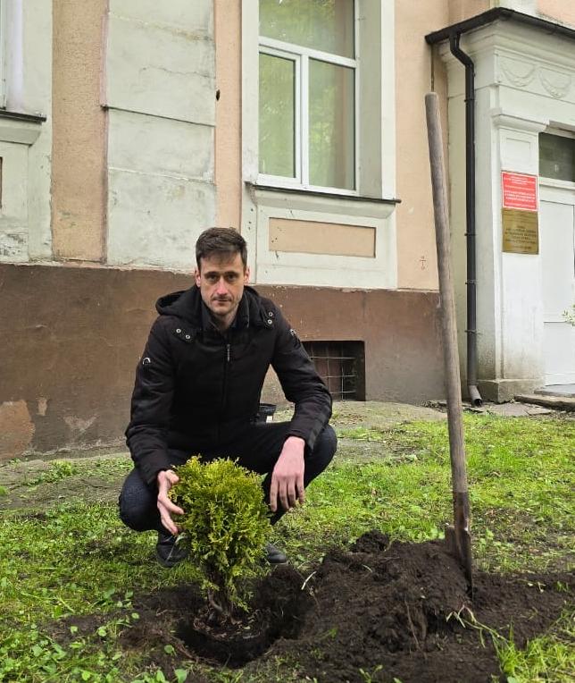 Сотрудники СЗМУ Росприроднадзора в Калининградской области присоединились к международной акции «Сад Памяти» 