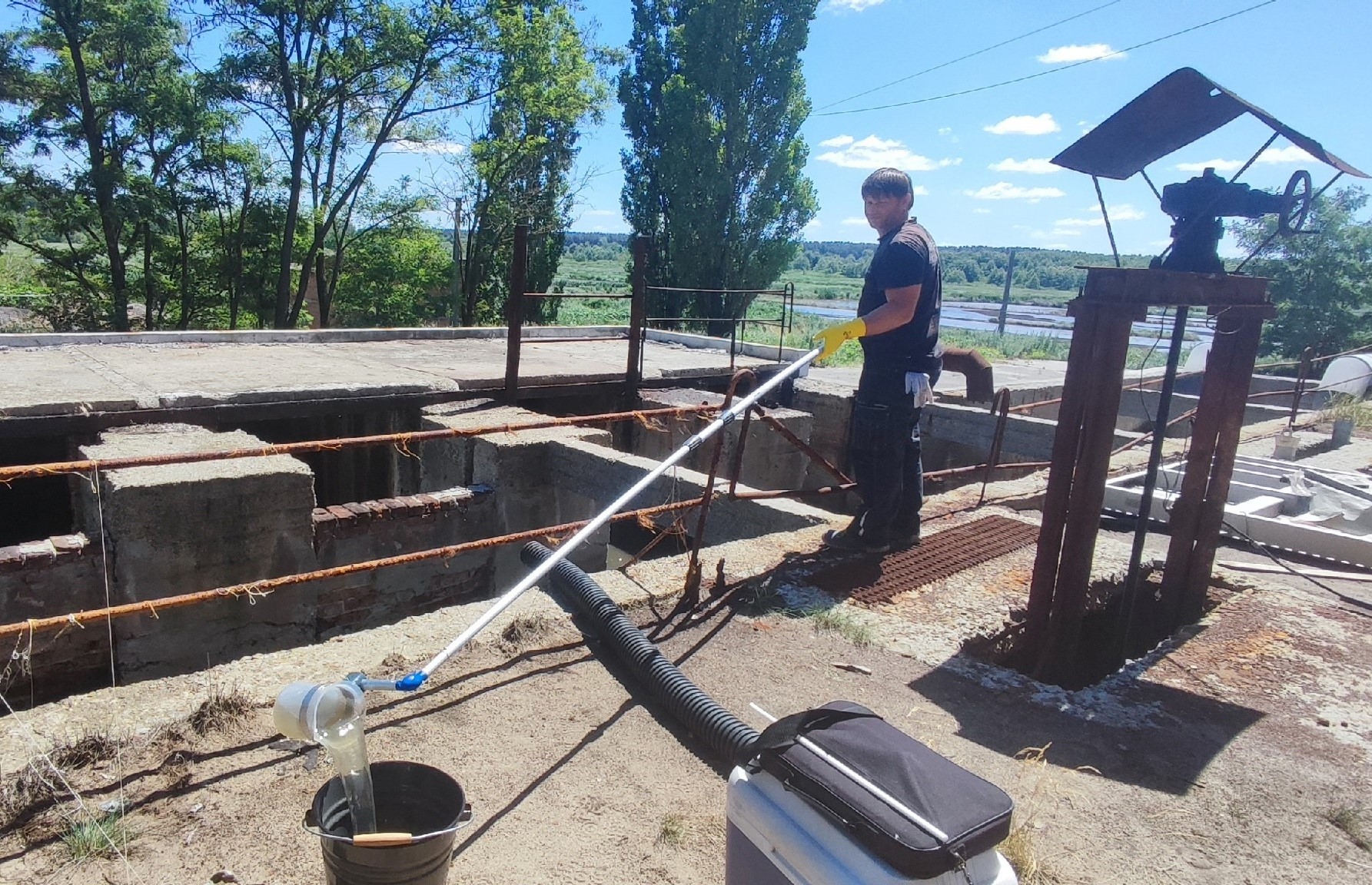 Центрально-Черноземное межрегиональное управление Росприроднадзора требует с МУП «Курскводоканал» более 4,9 млн руб. за ущерб, причиненный р. Сейм