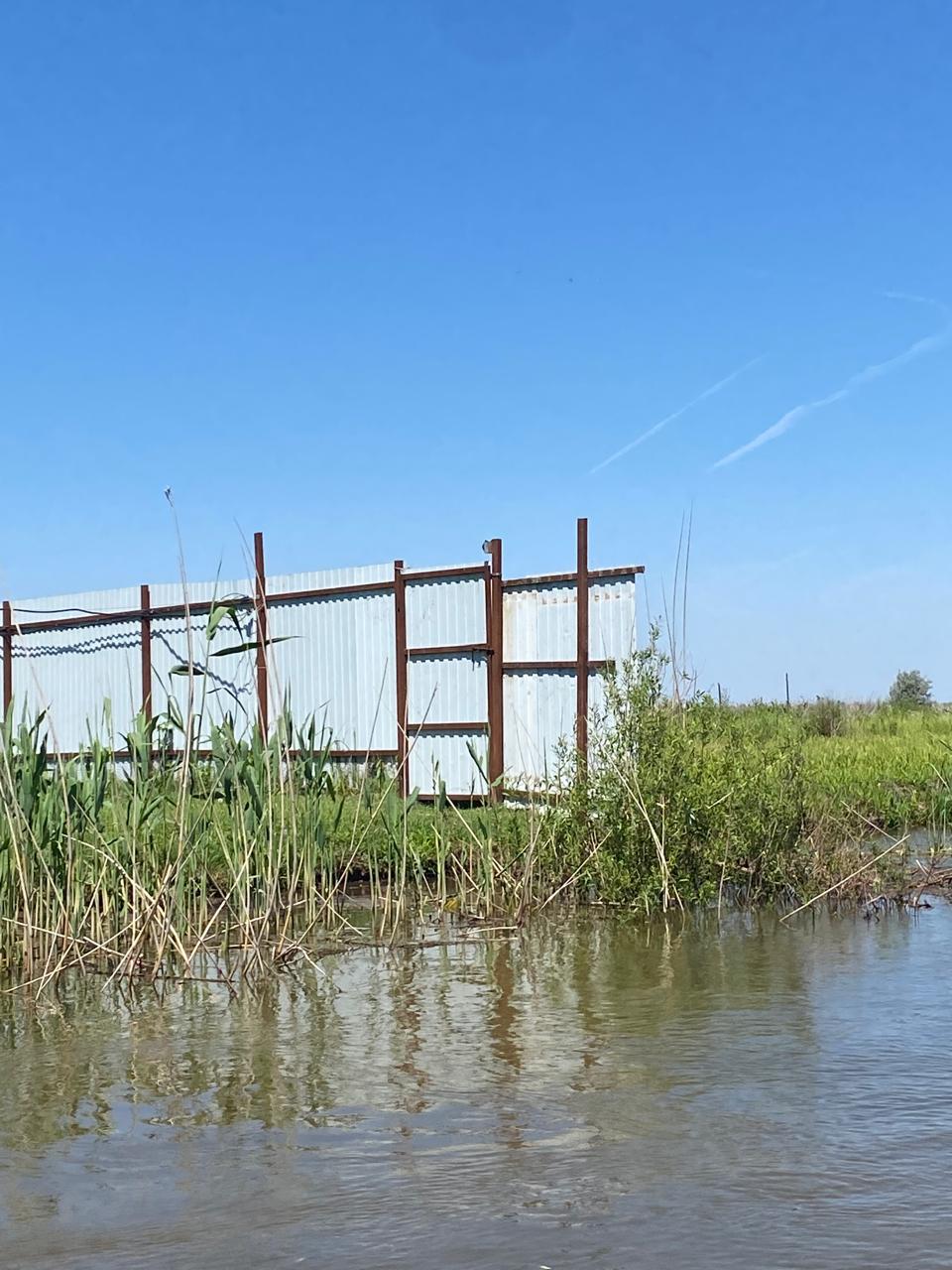 Росприроднадзором на территории Астраханской области системно принимаются меры профилактического воздействия, в отношении природопользователей и органов власти по фактам выявленных нарушений Водного Кодекса Российской Федерации