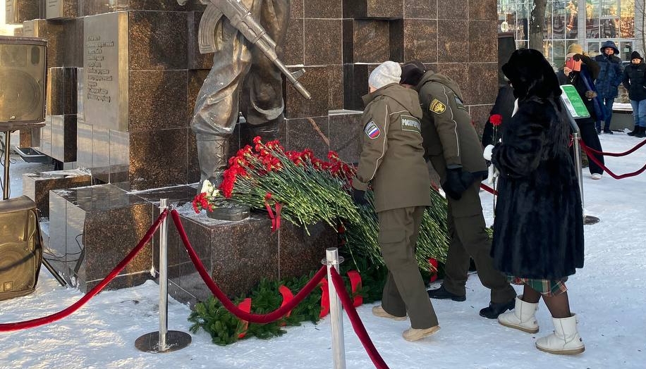 В Перми сотрудники Росприроднадзора приняли участие в мероприятиях, посвященных Дню Героев Отечества