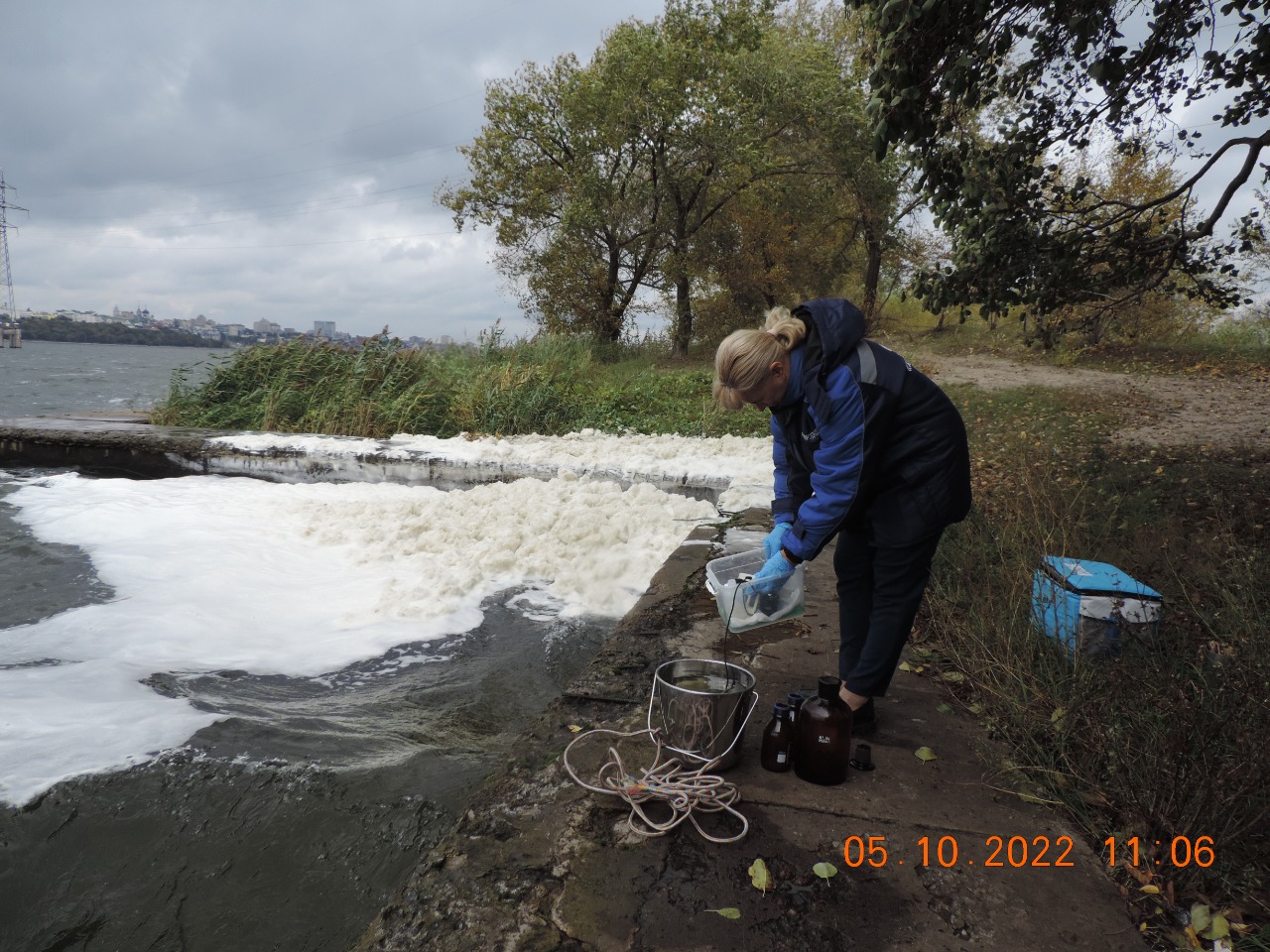 Центрально-Черноземное управление Росприроднадзора проверило информацию об образовании пены в акватории Воронежского водохранилища 