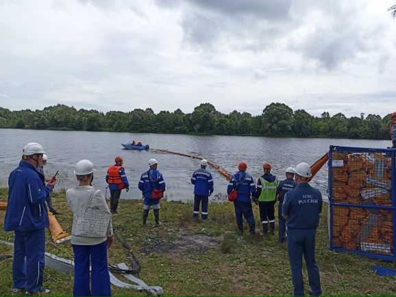 Волжско-Камское межрегиональное управление  Росприроднадзора приняло участие по подтверждению готовности АО «Транснефть – Верхняя Волга» к  действиям по локализации разливов нефти и нефтепродуктов