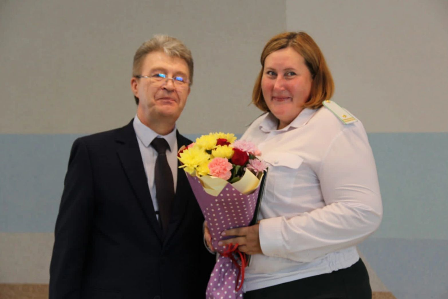 Заместитель начальника отдела государственного экологического надзора по Алтайскому краю Южно-Сибирского межрегионального управления Росприроднадзора Нина Логинова награждена благодарностью Министра природных ресурсов и экологии Алтайского края  