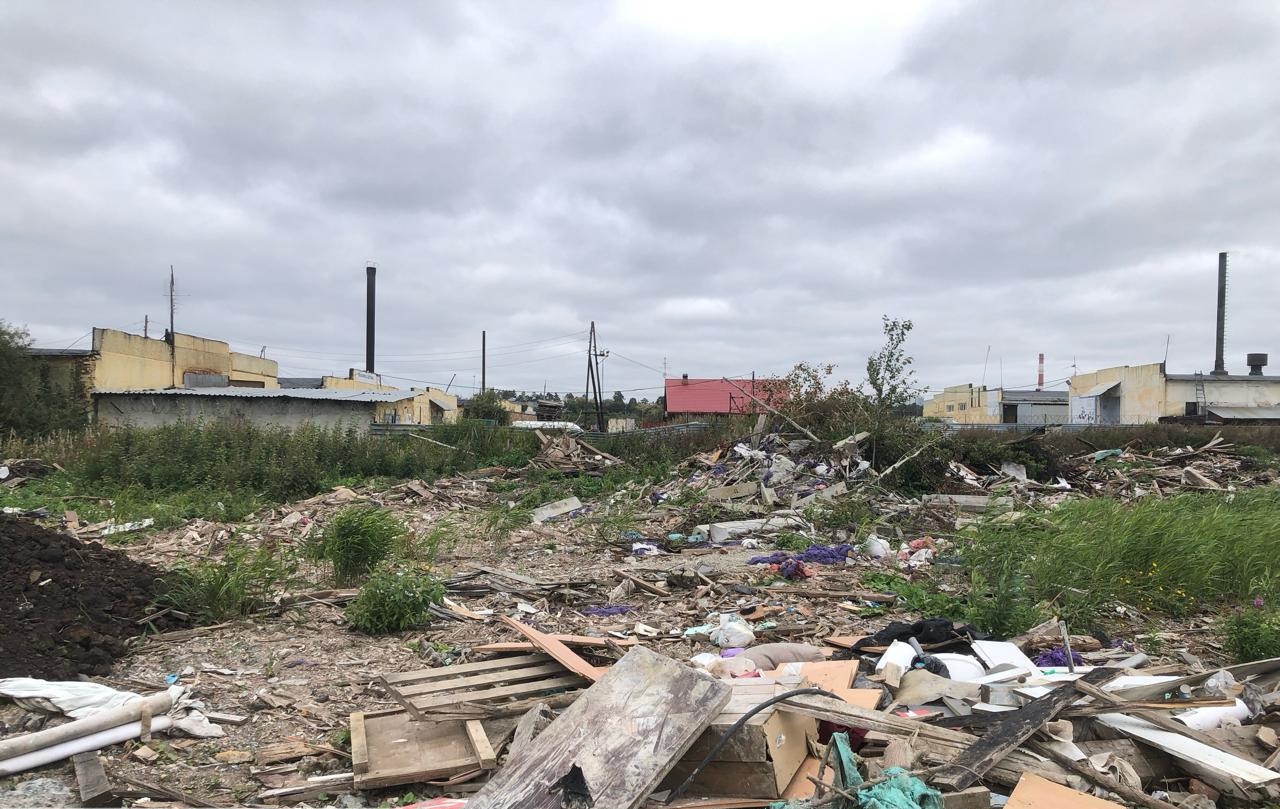 Инспекторы Росприроднадзора провели выездное обследование в поселке Совхозный Свердловской области