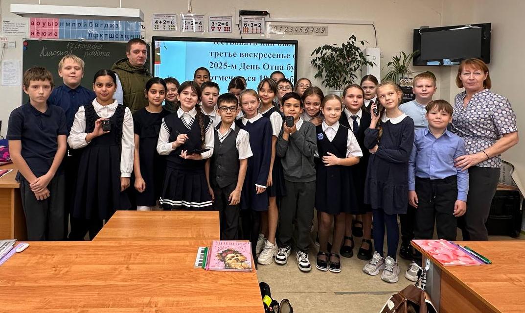 Северо-Уральское межрегиональное управление Росприроднадзора провело обучающий урок в рамках празднования Дня Отца