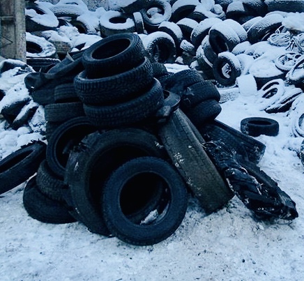 Отработанные автомобильные шины подлежат утилизации