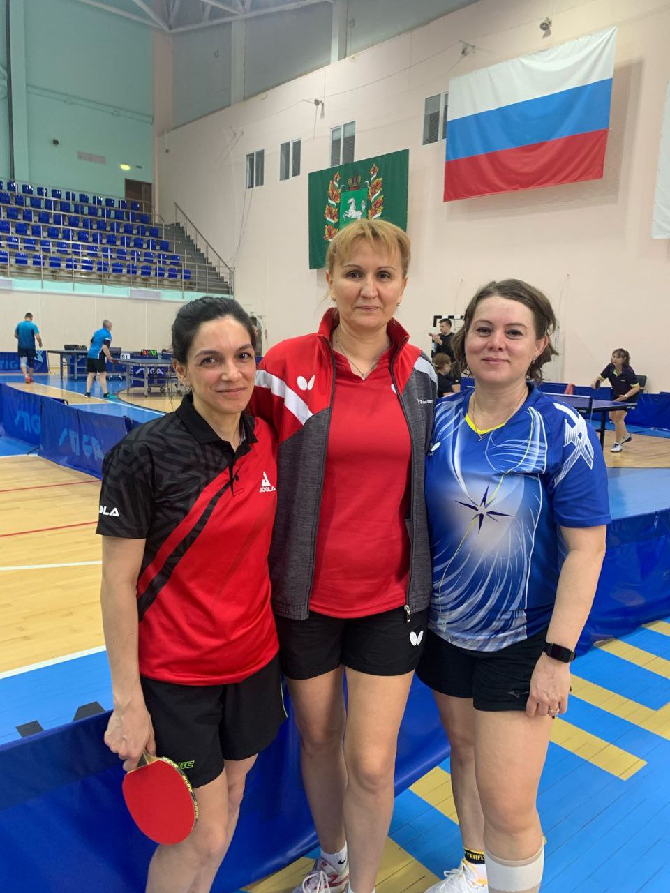 В честь празднования Дня Государственного флага Российской Федерации сотрудники Енисейского управления Росприроднадзора приняли участие в спортивных мероприятиях