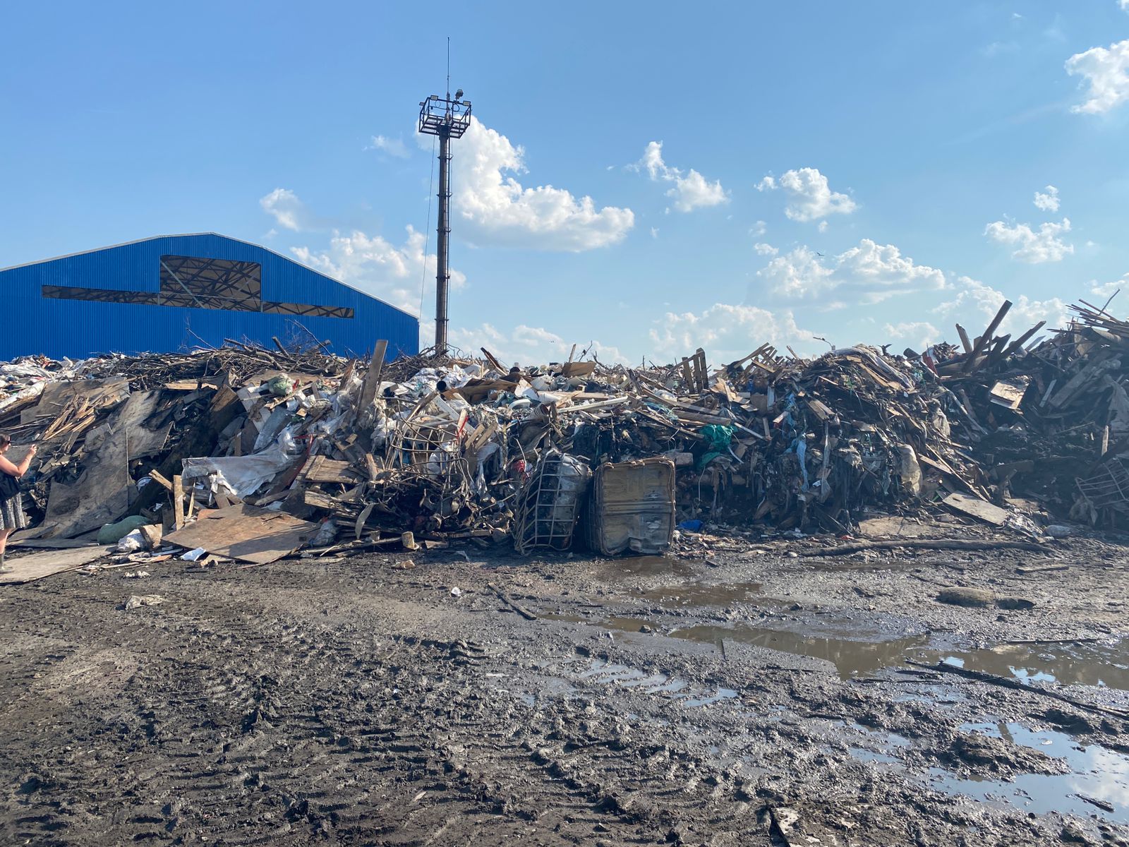 Росприроднадзор по СЗФО проверит лицензиата по факту возгорания отходов   