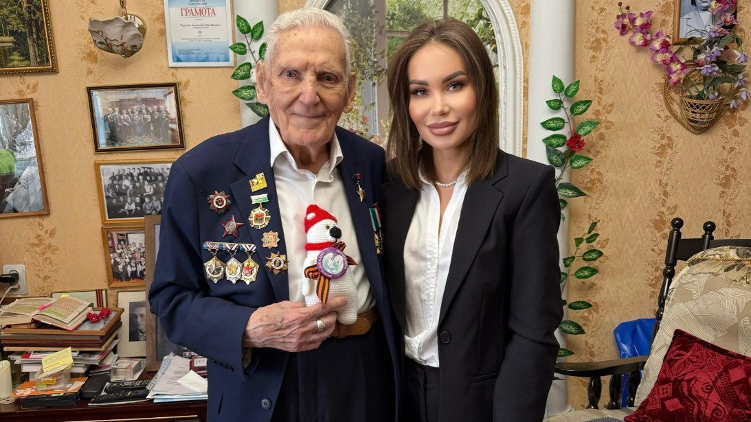 В Кузбассе сотрудники Росприроднадзора поздравляют ветеранов Великой Отечественной войны с Днем Победы