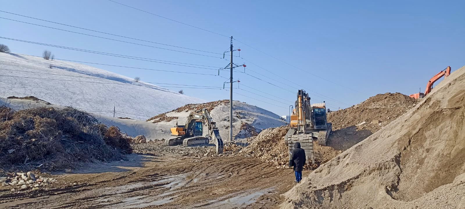 Сотрудники Росприроднадзора по г. Москве и Калужской области совместно  с Межрайонной природоохранной прокуратурой г. Москвы выявили нарушения в деятельности  ООО «ЭКОСИСТЕМА-2000»