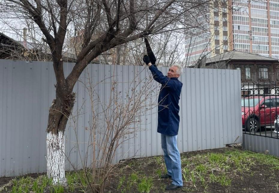 Сотрудники Росприроднадзора провели субботник в г. Кургане