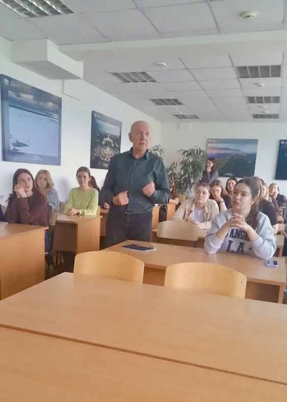 Сотрудники Приокского межрегионального управления Росприроднадзора провели экологическую встречу с учащимися Брянского государственного университета имени академика И.Г. Петровского