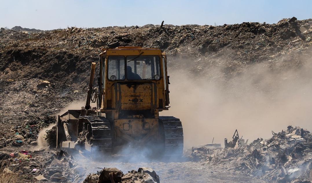 По материалам Южного управления Росприроднадзора суд приостановил деятельность полигона на 60 суток в пос. Двубратский Усть-Лабинского района