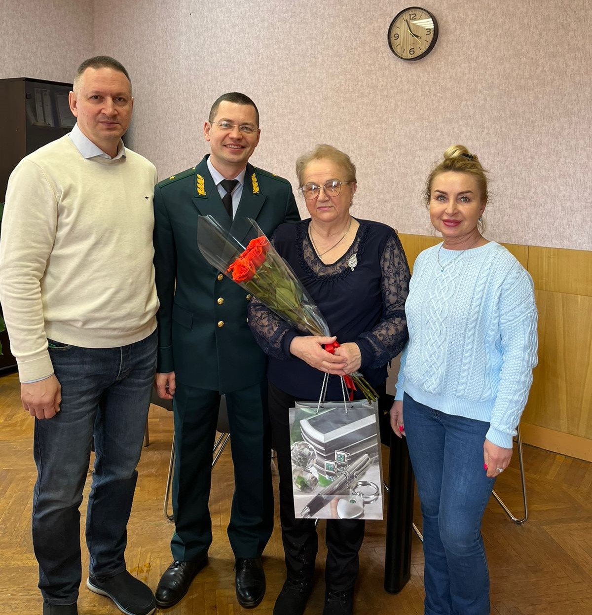 В Северном управлении Росприроднадзора поздравили ветерана