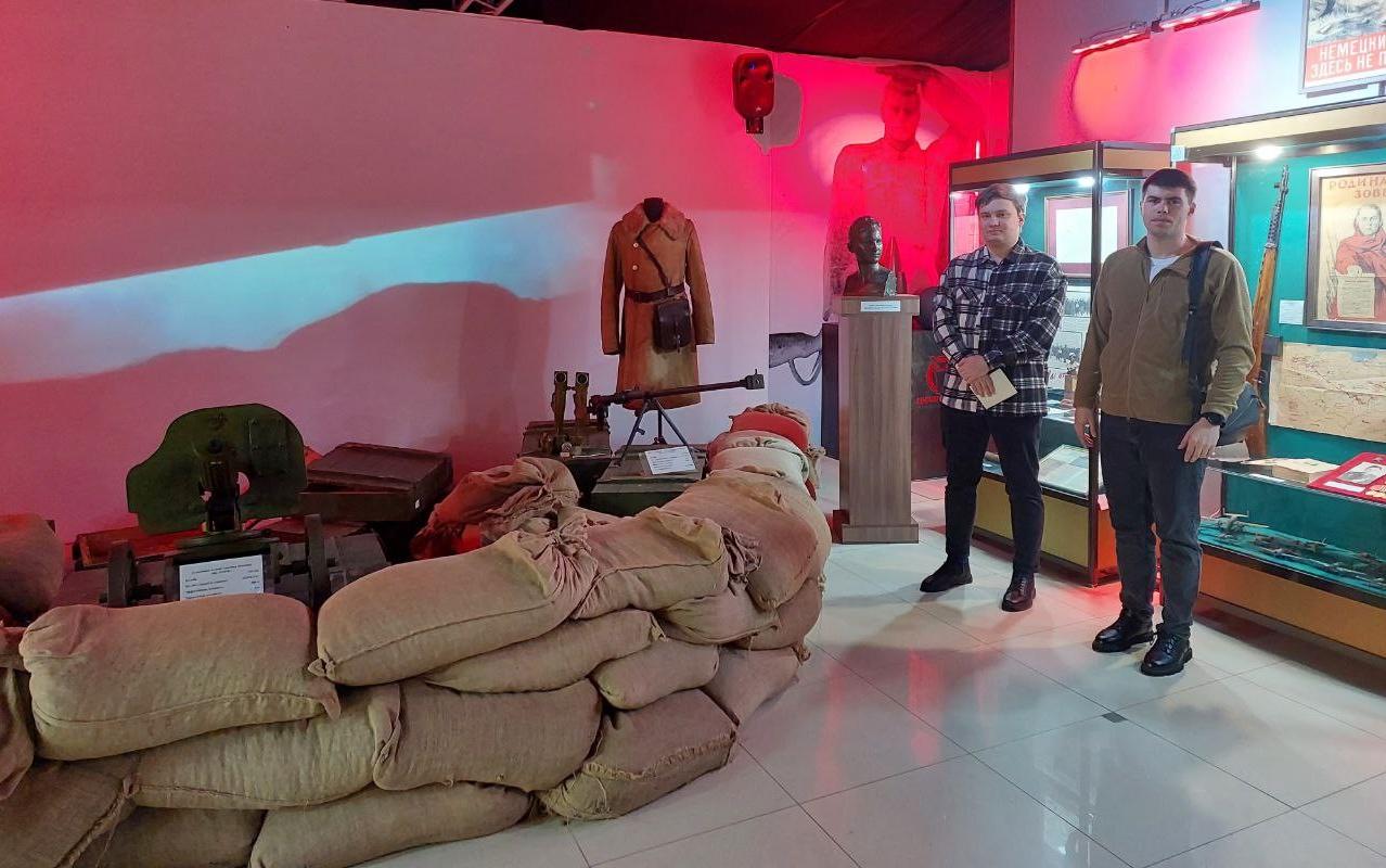 Сотрудники Центрально-Черноземного управления Росприроднадзора в рамках празднования 80-летия Победы в Великой Отечественной войне посетили музейно-выставочный центр Тамбовской области