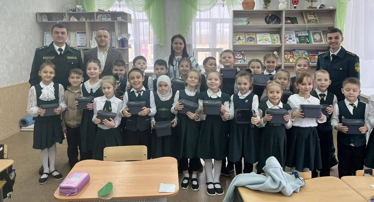 Проведен экоурок с участием Руководителя Волжско-Камского управления Фаяза Шакирова в Гимназии №2 им. Шигабутдина Марджани г. Казань