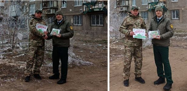 Сотрудник Черноморо-Азовского морского управления доставил бойцам СВО детские поздравительные открытки и рисунки