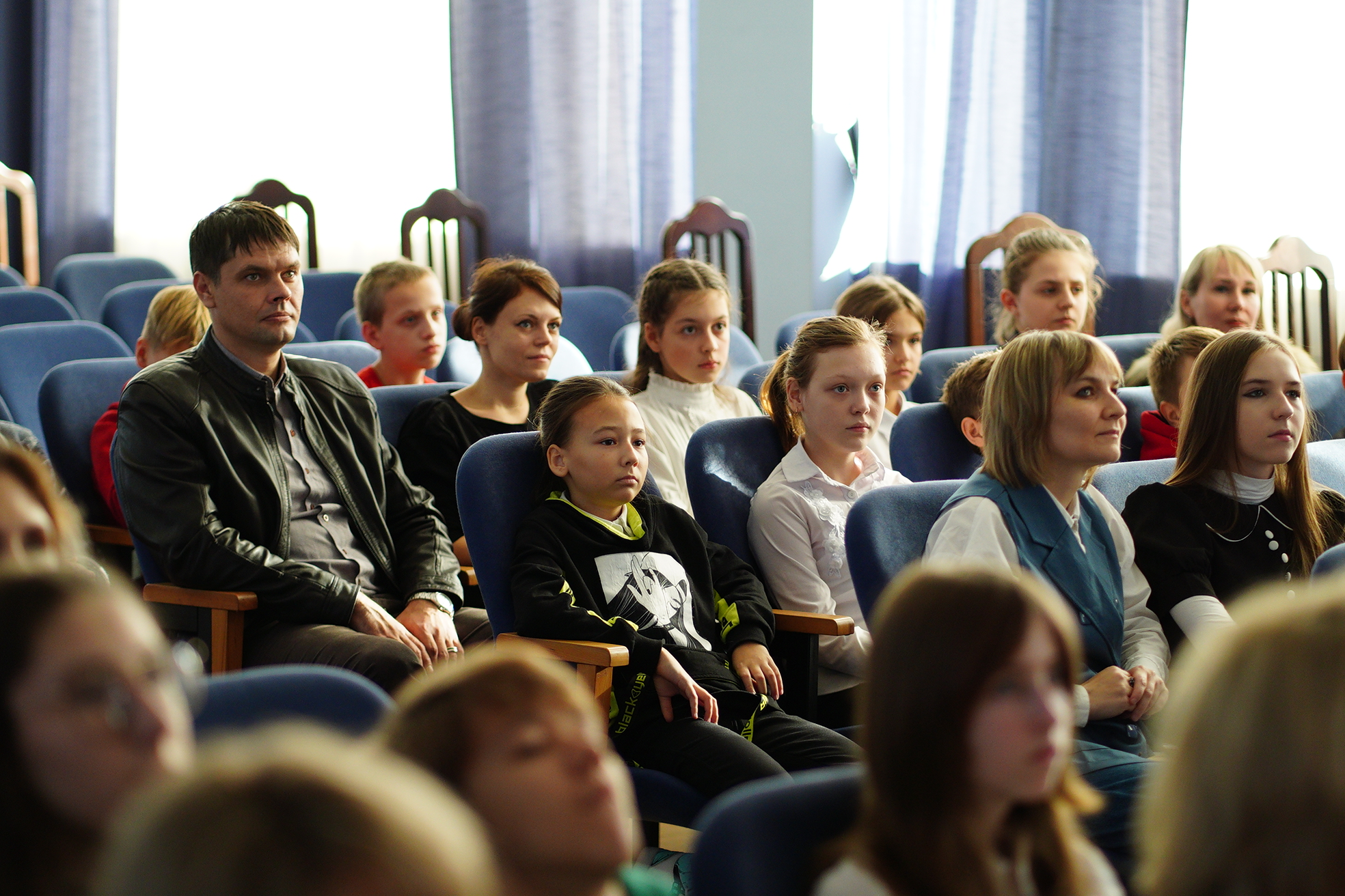 Новости ру краснодар. Экология Молодёжная политика. В Краснодаре наградили 50 одаренных школьников и студентов.